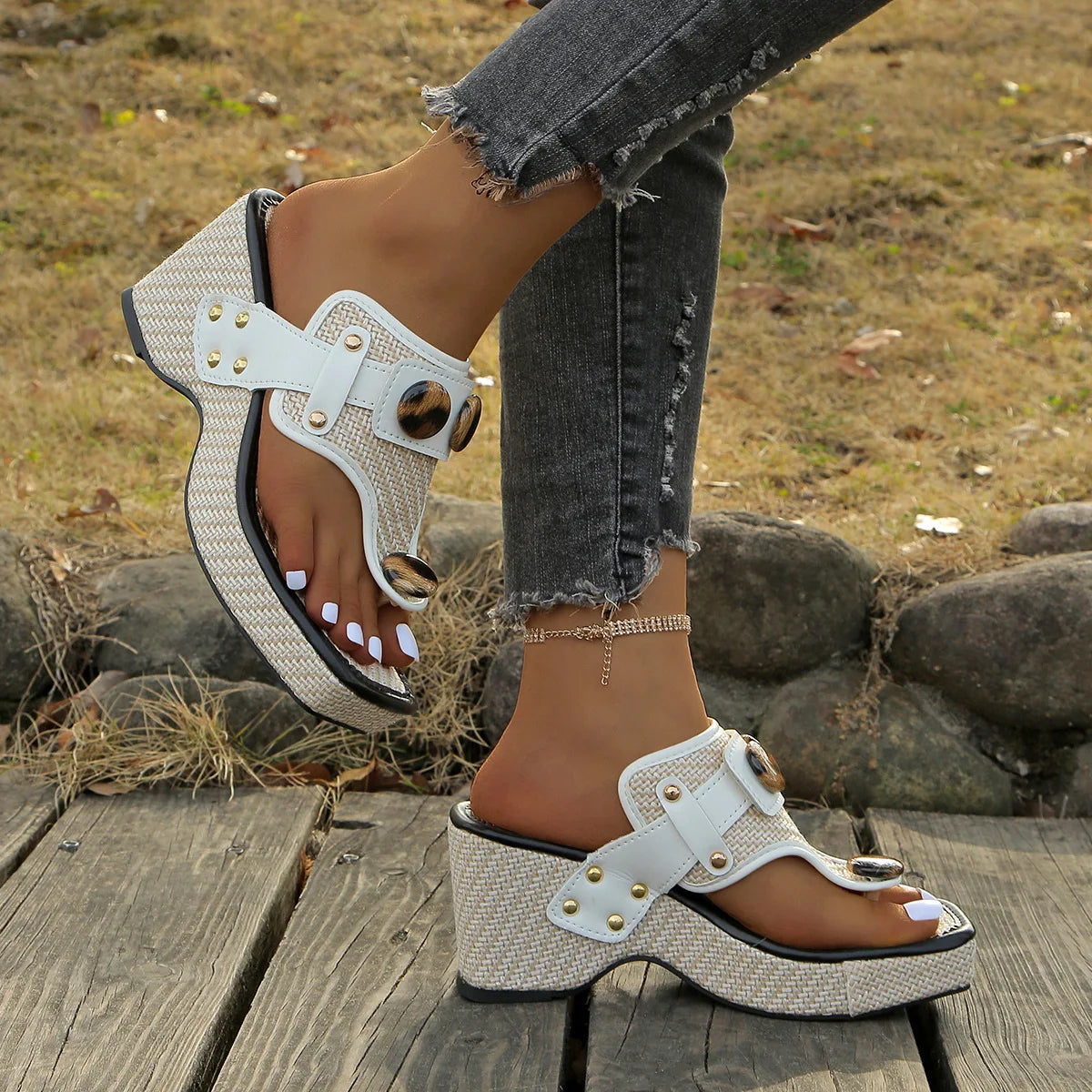 Melvina Gloss Slides