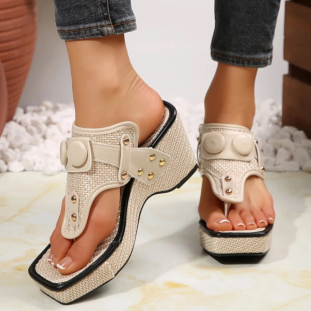 Melvina Gloss Slides